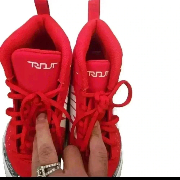Nike Youth Red And White Trout Fastflex Baseball Cleats 5.5Y - Picture 13 of 14